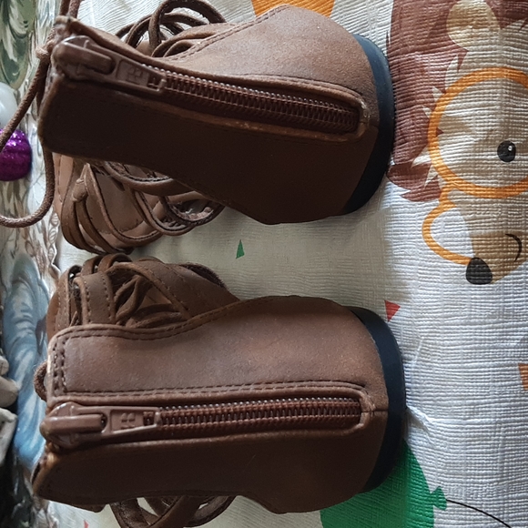 Brash lace up sandals - Picture 3 of 4